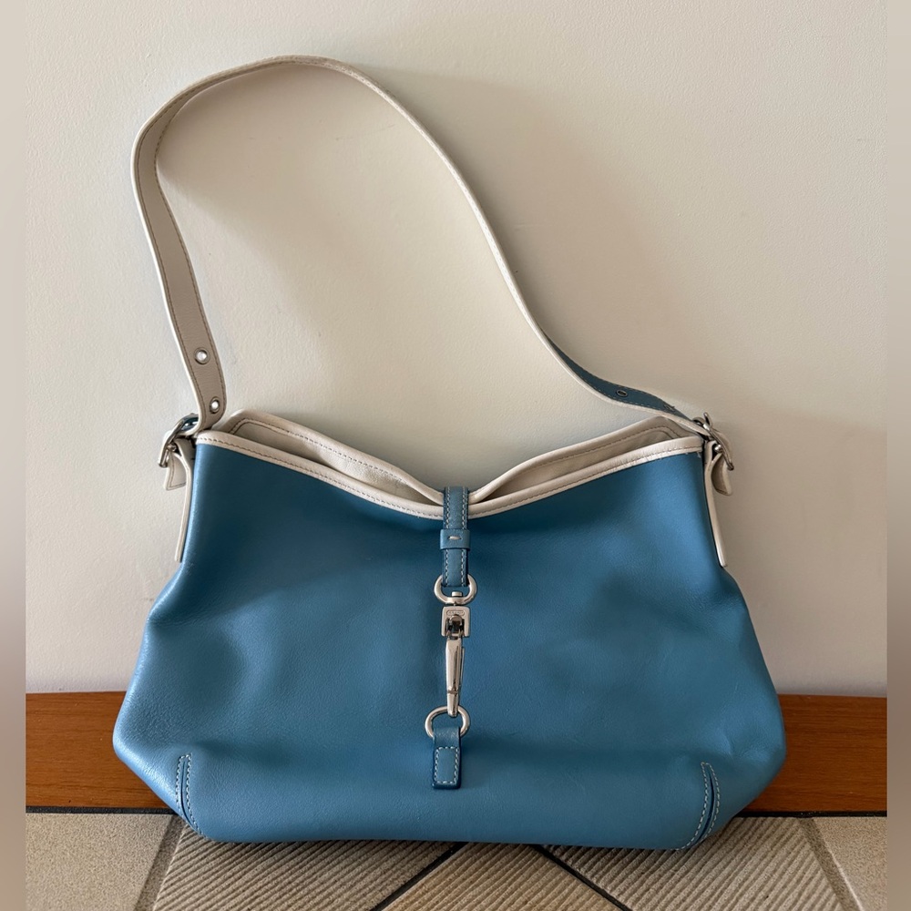 COACH vintage Hamptons Small Carry hobo baby blue and white bag RARE Y2K